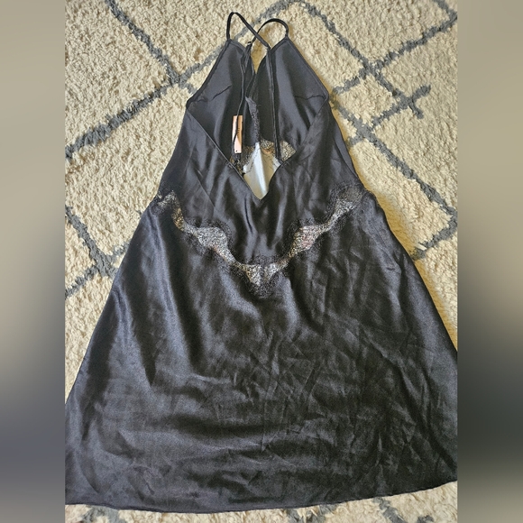 Victoria's Secret Baby Doll Slip Lingerie Lace Floral Size Medium - Picture 3 of 5